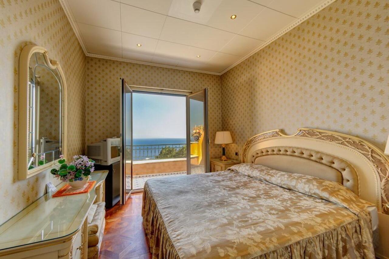 Hotel Villa Riis Taormina Ngoại thất bức ảnh