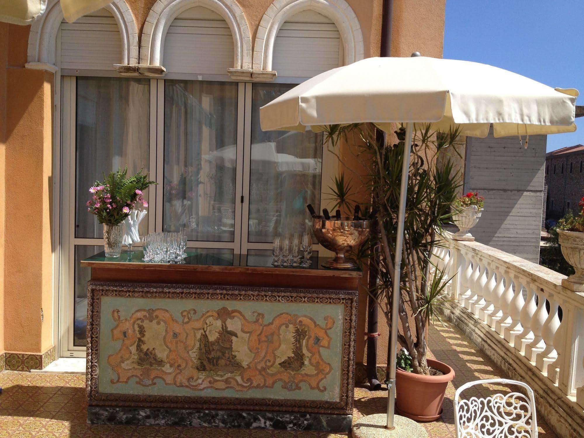 Hotel Villa Riis Taormina Ngoại thất bức ảnh
